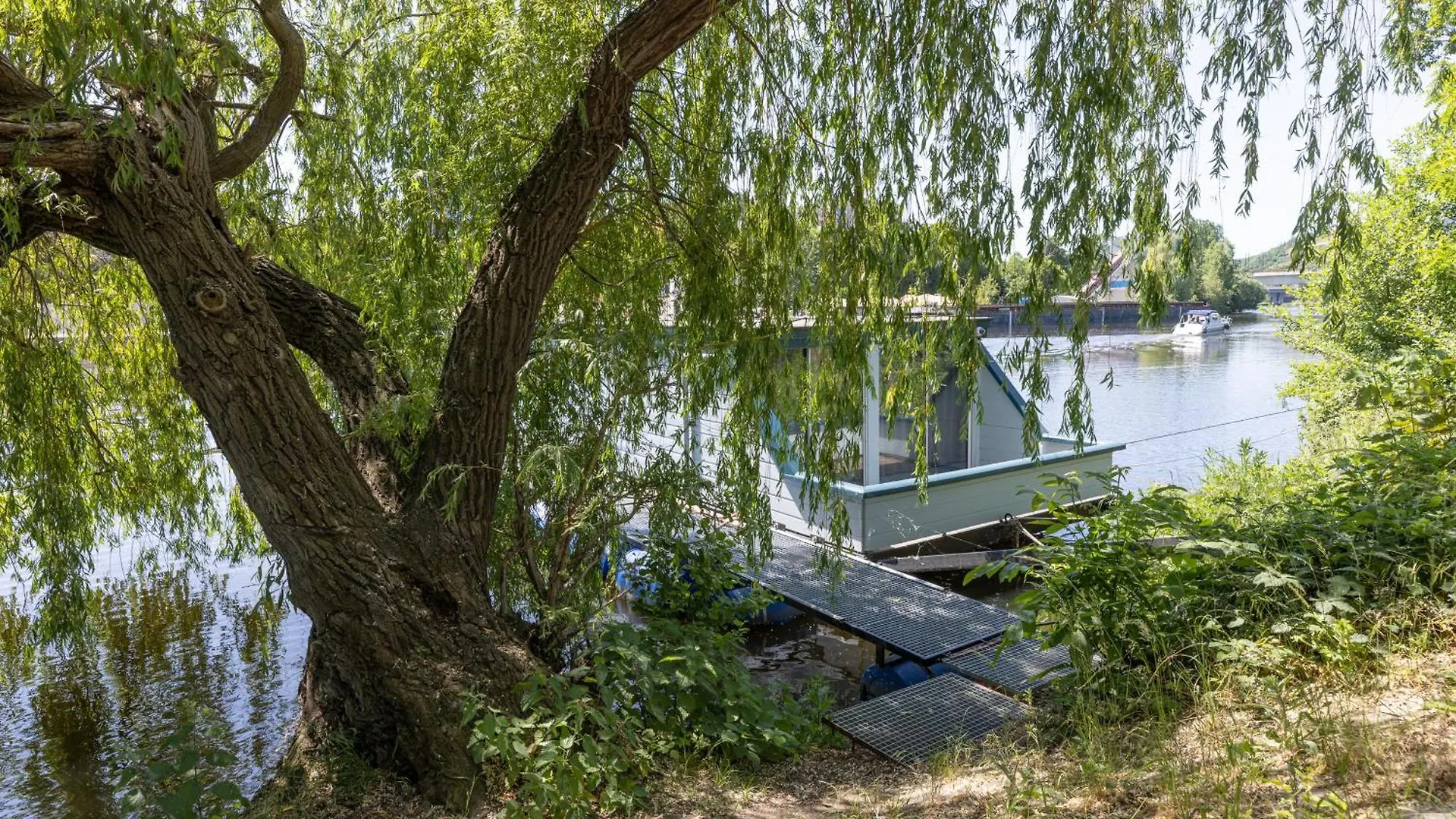 Houseboat - Best Place In براغ جمهورية التشيك